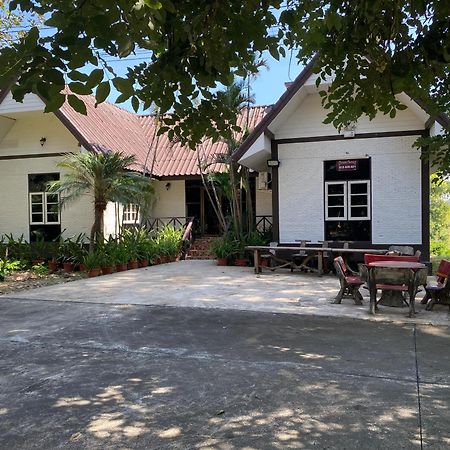 Rs Phong Riverside Resort Khon Kaen Extérieur photo