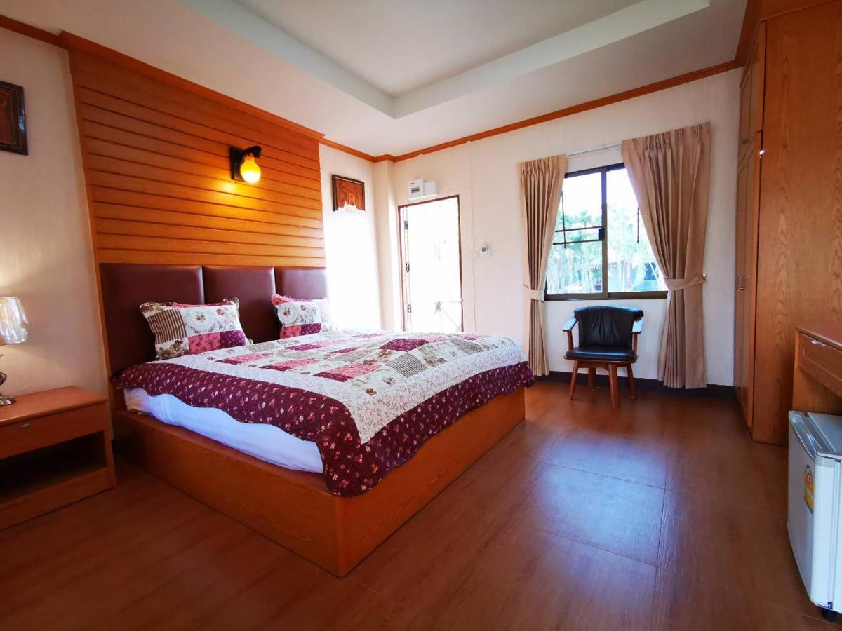 Rs Phong Riverside Resort Khon Kaen Extérieur photo