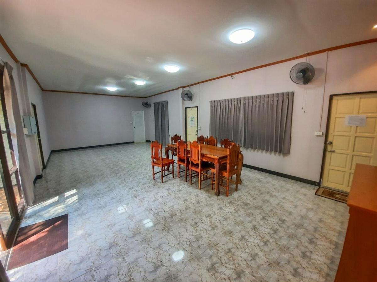 Rs Phong Riverside Resort Khon Kaen Extérieur photo