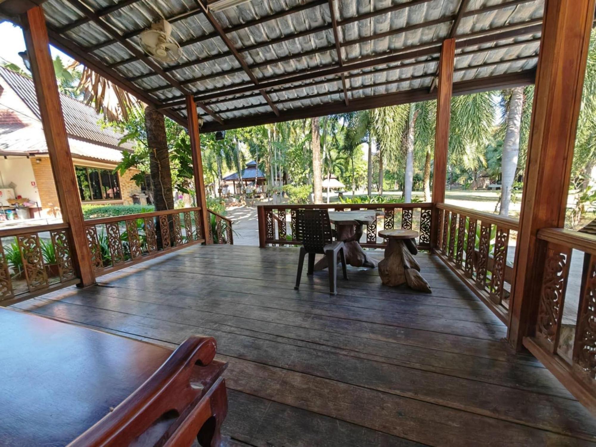 Rs Phong Riverside Resort Khon Kaen Extérieur photo