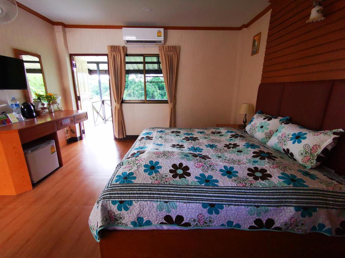 Rs Phong Riverside Resort Khon Kaen Extérieur photo